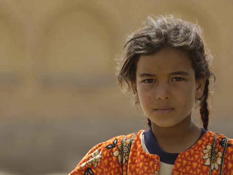 young Iraqi girl 4-3 747x560