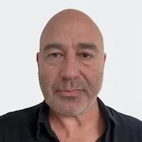 Hadi Enayat
