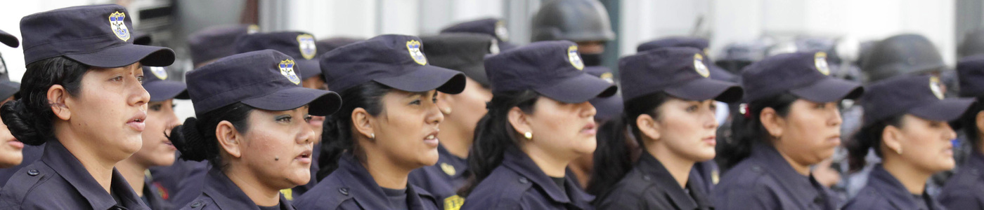 el_salvador_police_lineup_women-pd-1400x300