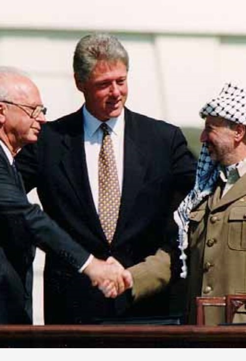 Rabin and Arafat-500-733