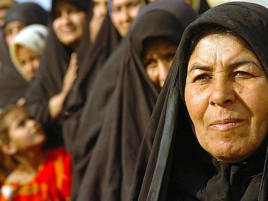 iraqi-women-humanitarian-assistance-530x397