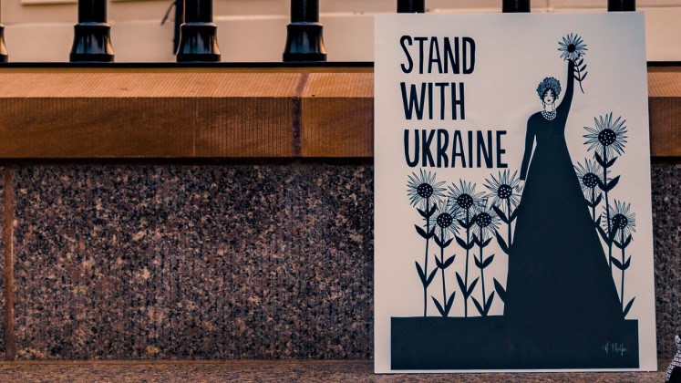 Stand-with-Ukraine-747x420
