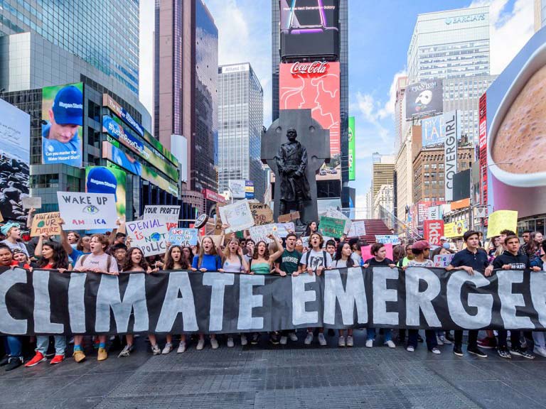 climate-emergency-800x600