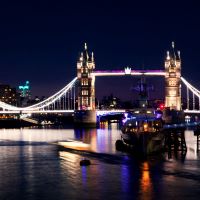 River_Thames_by_night 200x200