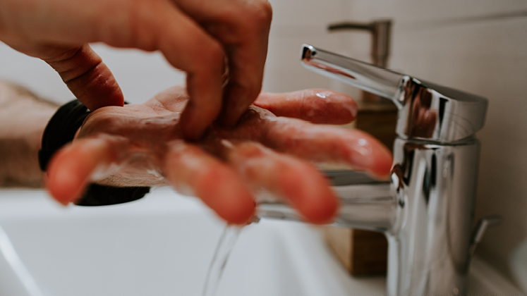 hand washing_747x420