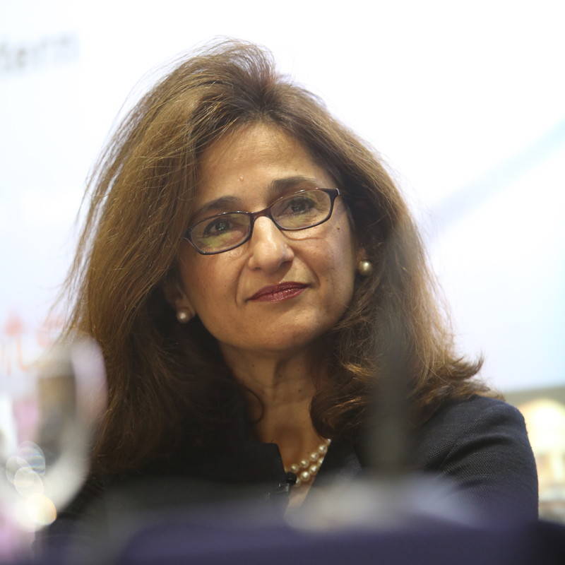 Minouche_Shafik_0134_800x800_1-1_sRGBe