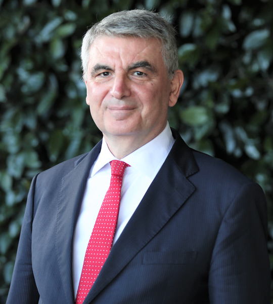 Panos Tsakloglou
