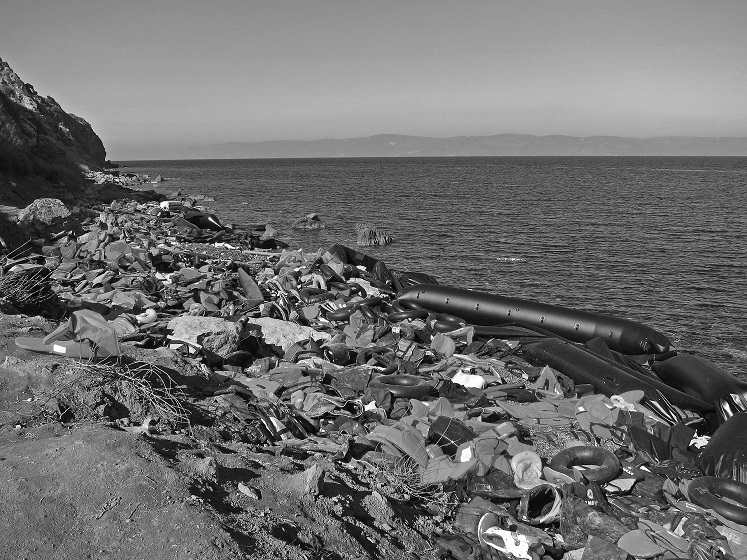 life-jackets-747X560 BW