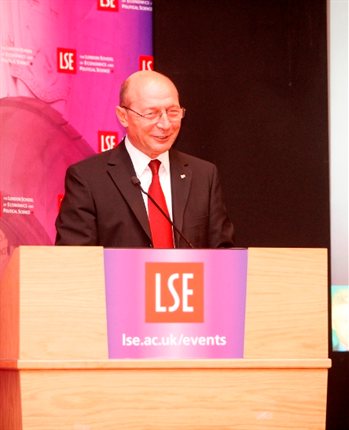 08_Traian_Basescu_1882349x430