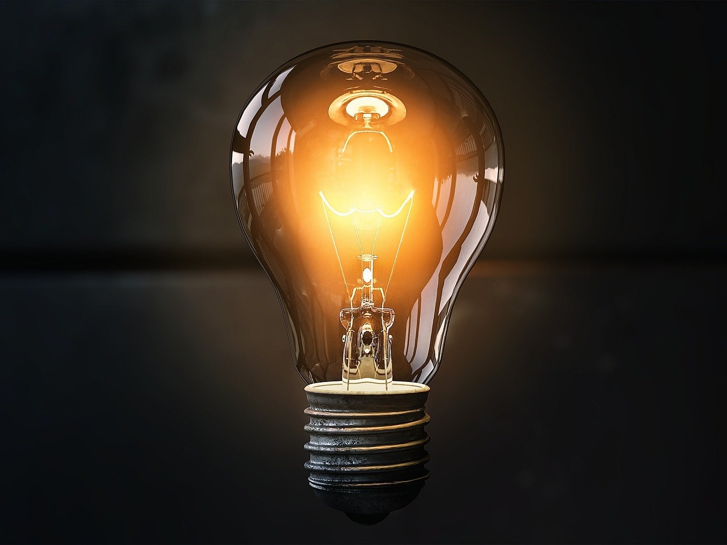 light-bulb 747 x 560