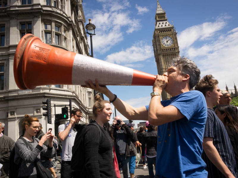 Voter protests 800x600