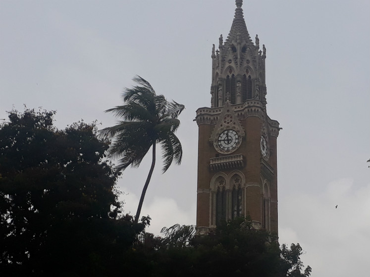 Mumbai university 747 x 560