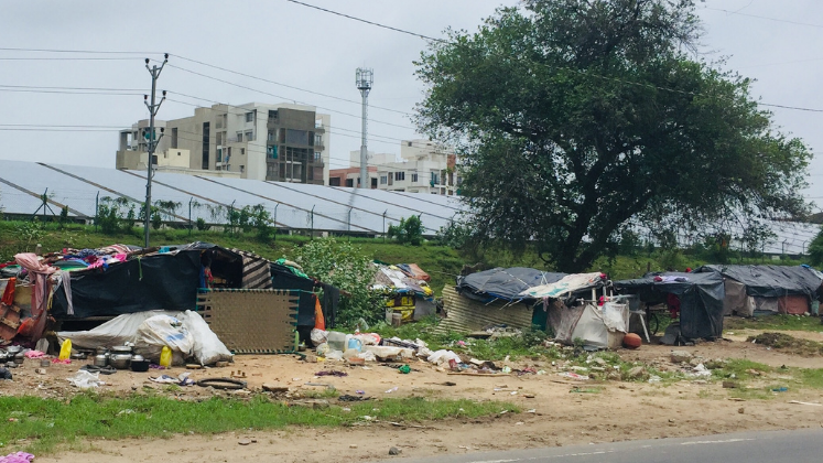 Roadside houses_rough sleeping_sourced via Canva_747x420