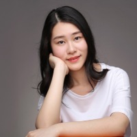 Miss Yiliu  Wang