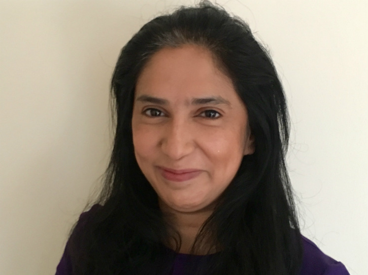 A headshot of Rosehanna Chowdhury, LSE alumna