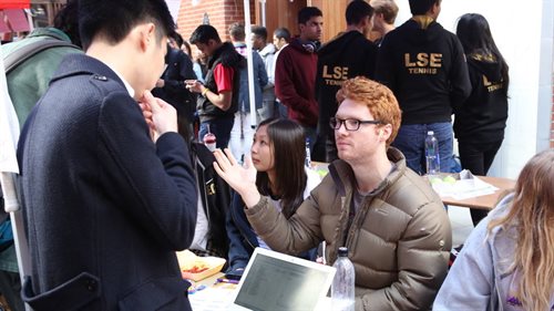 Freshers_Fair_0451_1024x576_16-9_sRGBe