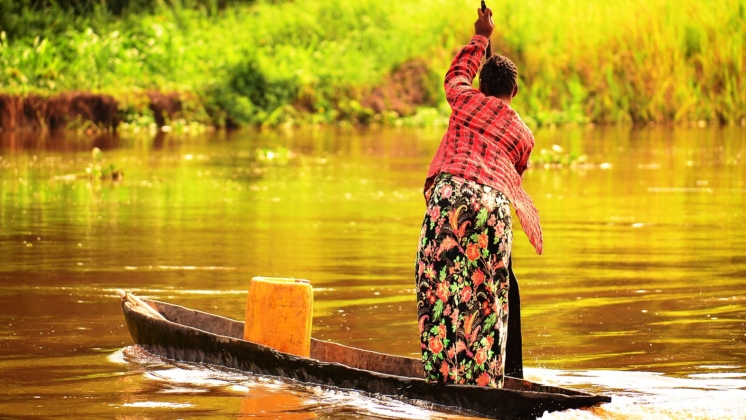 DRC-water-boat 747