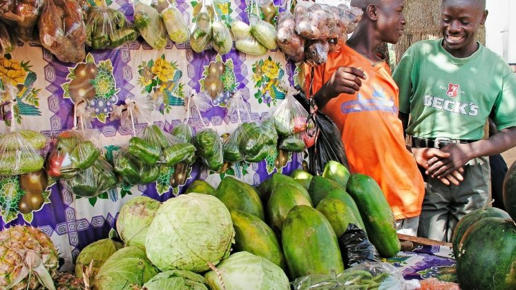 kampala-market-fruit-747x420