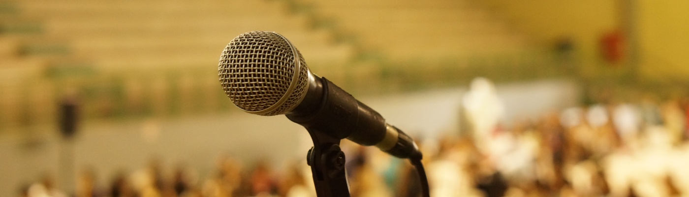 microphone-1400x400