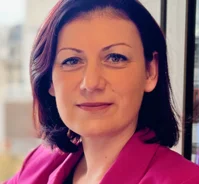 Dr Dorottya Sallai