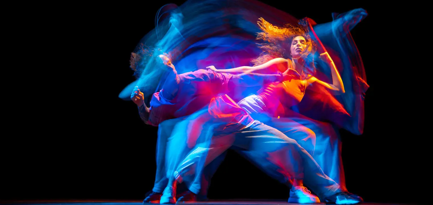 people dancing