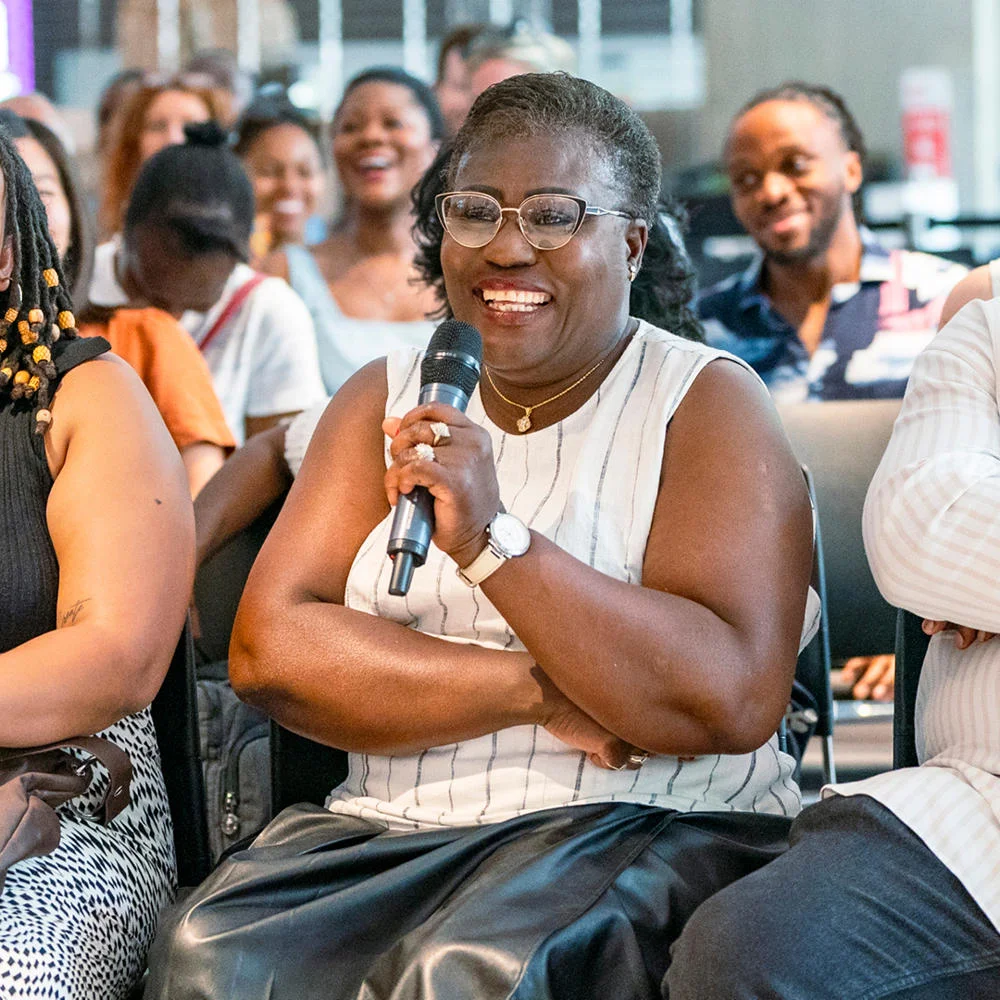 A member of the audience asks a question at a LSE event.