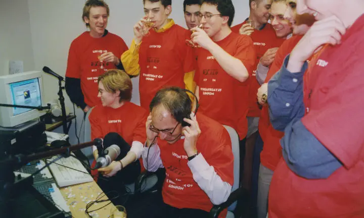 Loyd Grossman opens Pulse FM student radio station, 1999.