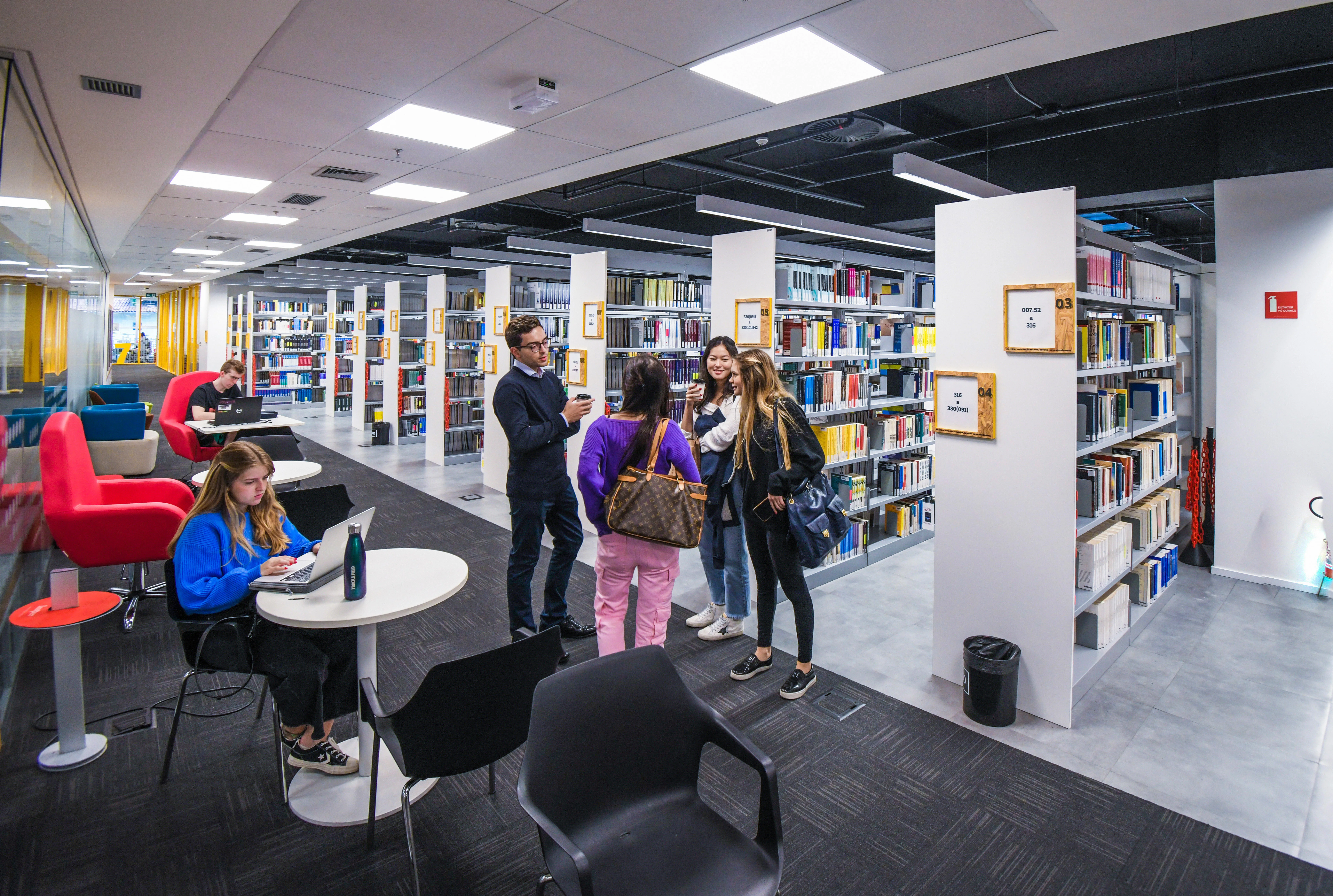 Insper library in São Paulo, Brazil