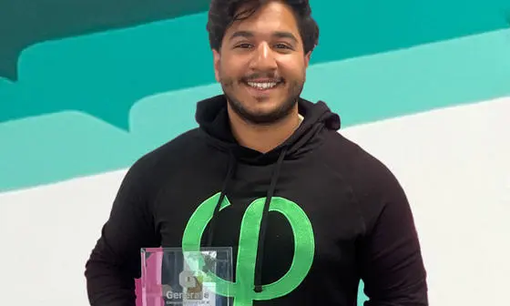 Akber Tahir with his Startup of the Year 2025 award from LSE Generate