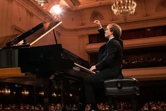 Andrzej Wiercinski in concert