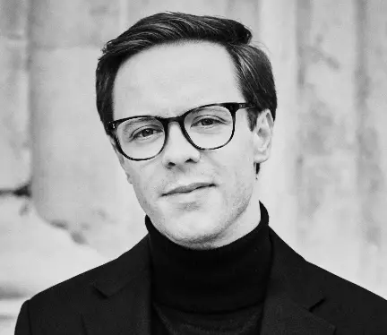 Ashley Fripp headshot