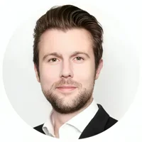 A photo of Dr. Thomas Smith