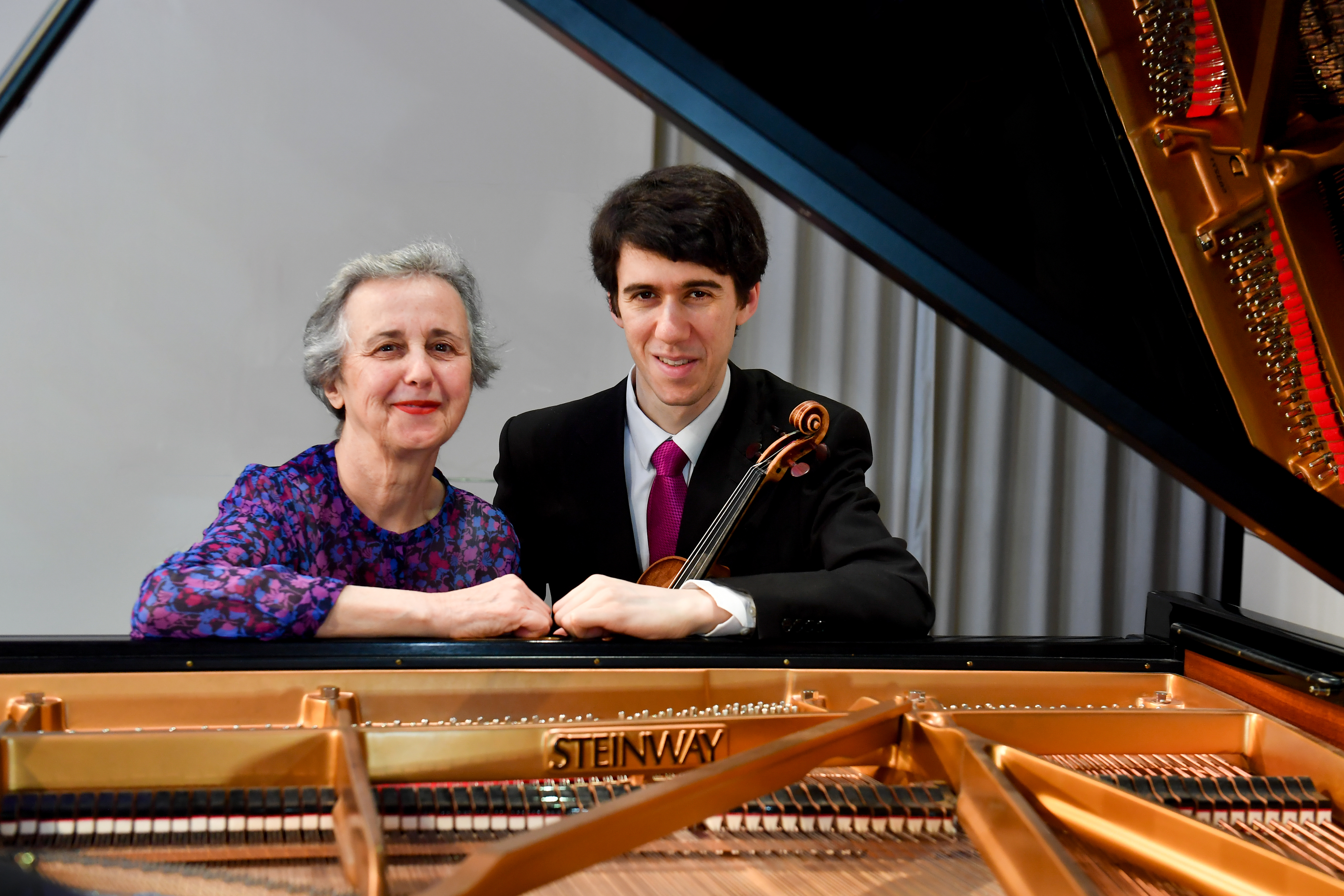Emmanuel Bach (violin) and Jennifer Stern (piano)