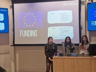 EU450 Students 5