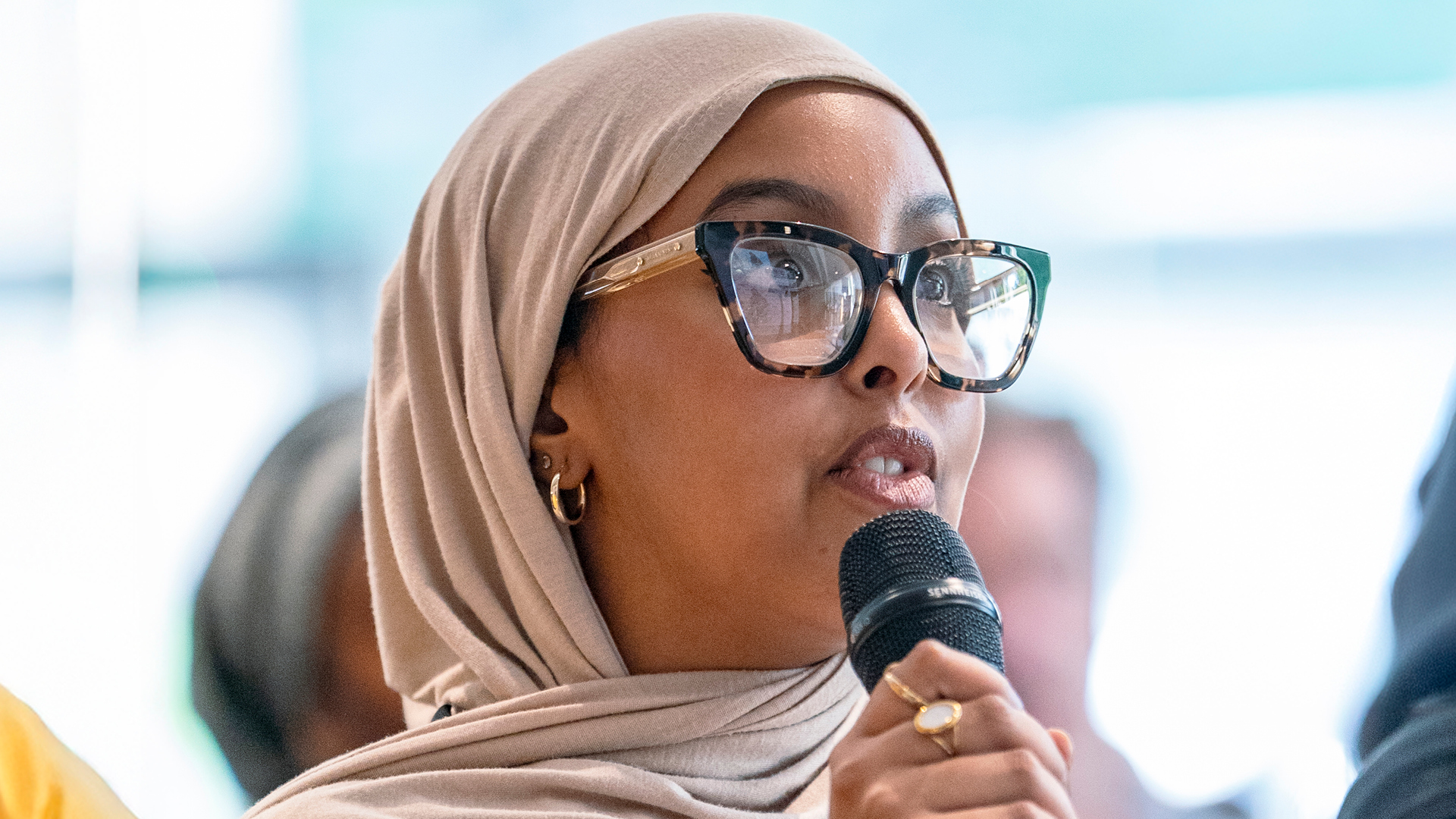 A member of the audience asking a questions at an LSE event
