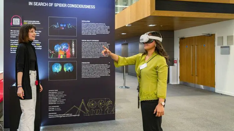 exhibitionVR_420