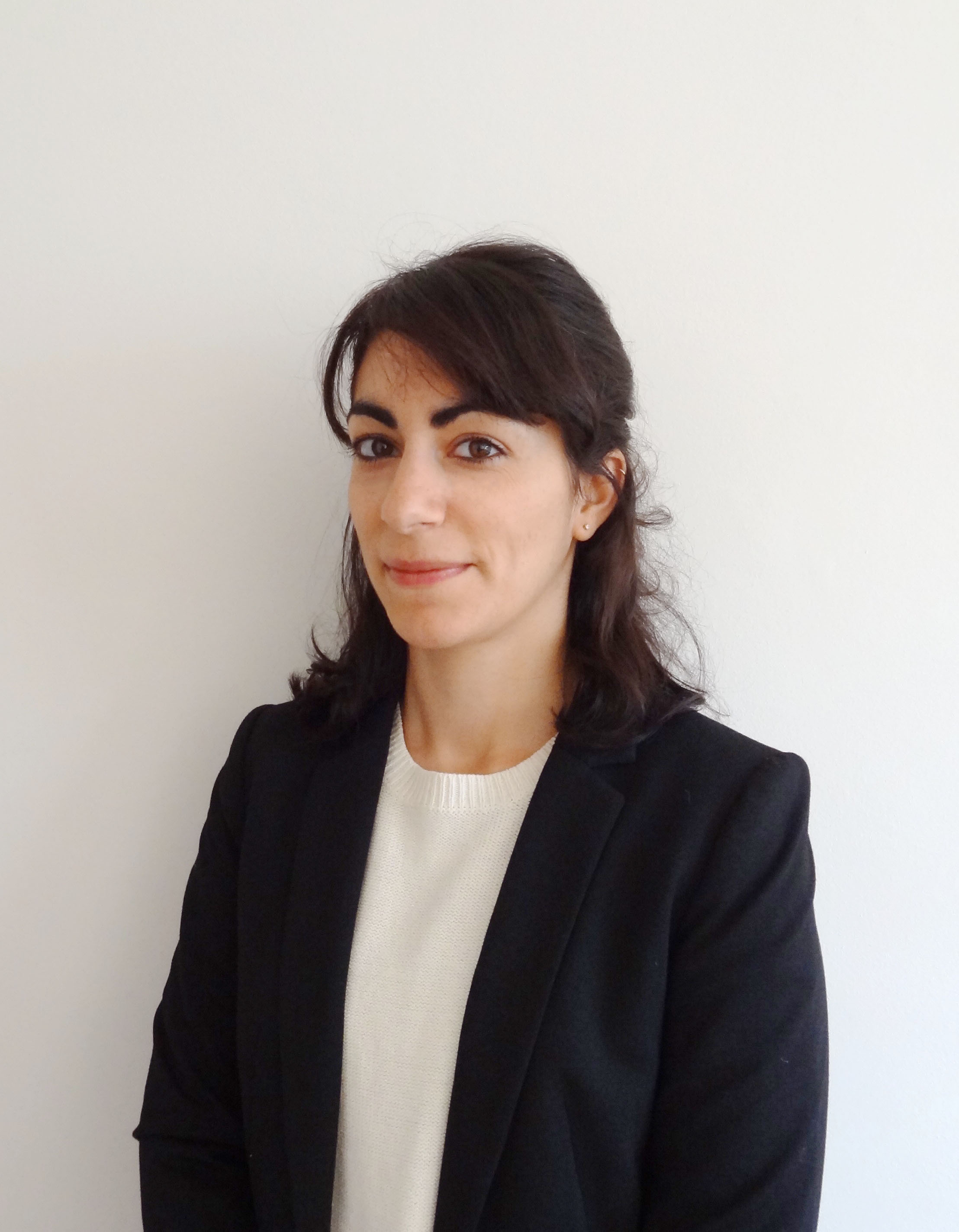 DinaEsfandiary2000x2000