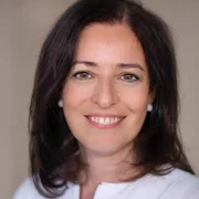 Lucila Finkel headshot