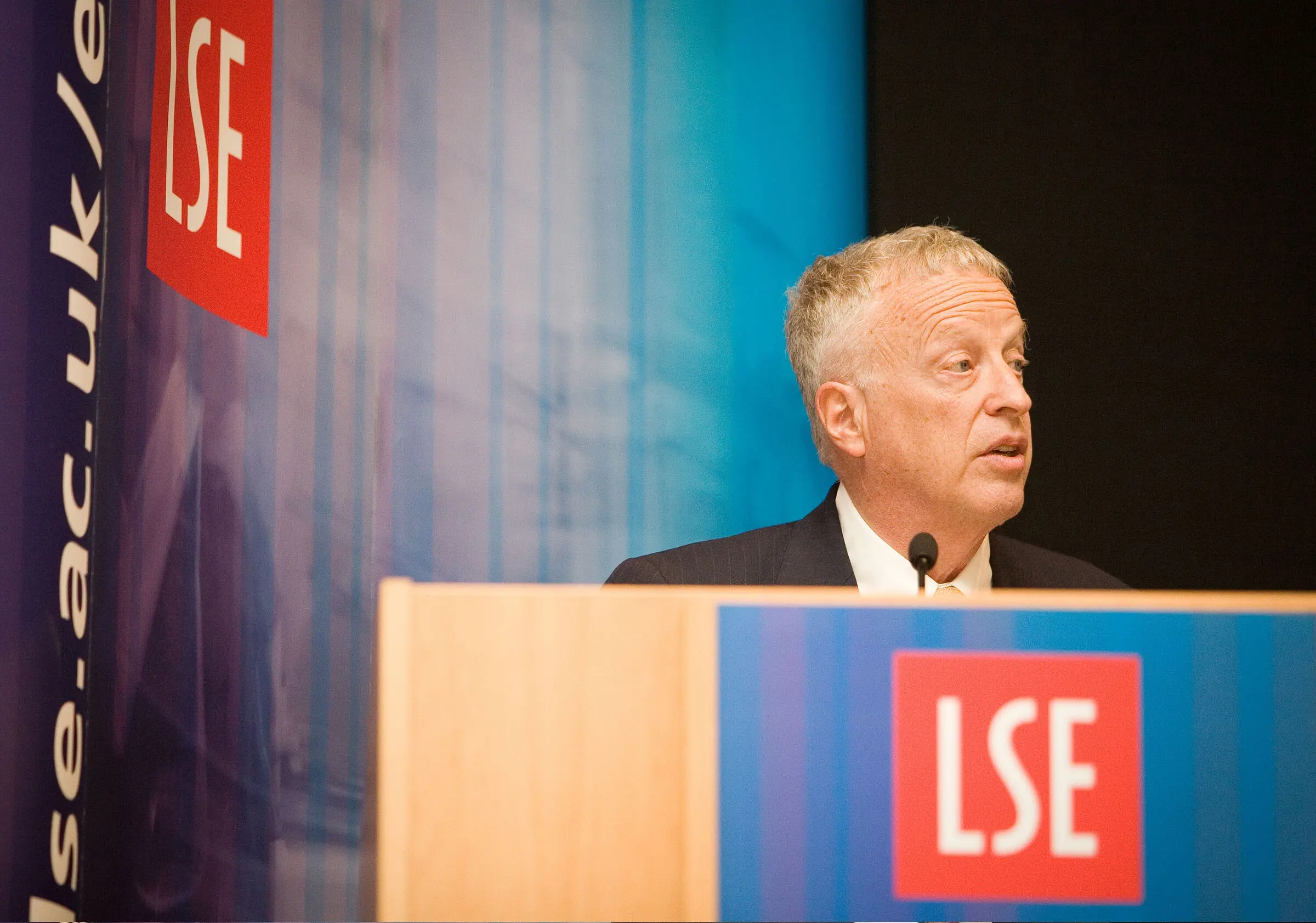 George Akerlof speaking at the Stamp Memorial Lecture: Economics and Identity. Old Theatre, Old Building, LSE on 25 April 2007.