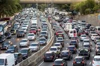a 4-lane motorway full of traffic