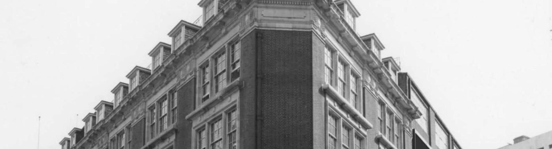 A picture of the corner of LSE Library (The British Library of Political and Economic Science) in the 1970s.