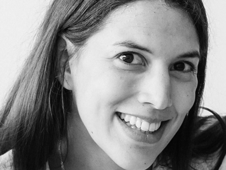 Black and white profile image of Sophie Rose