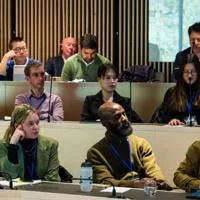 Listening to lecture