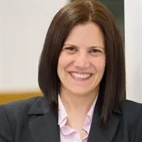 Headshot of Cosmina Dorobantu