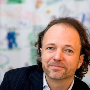 Daniel Erasmus 300x300