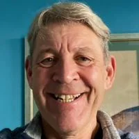 Dr Steven Watson 300x300