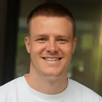 dustinvoss_square