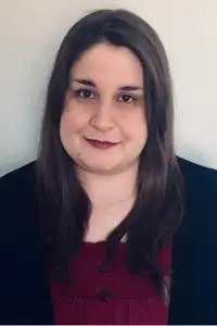 Portrait photograph of Hannah Boroudjou.