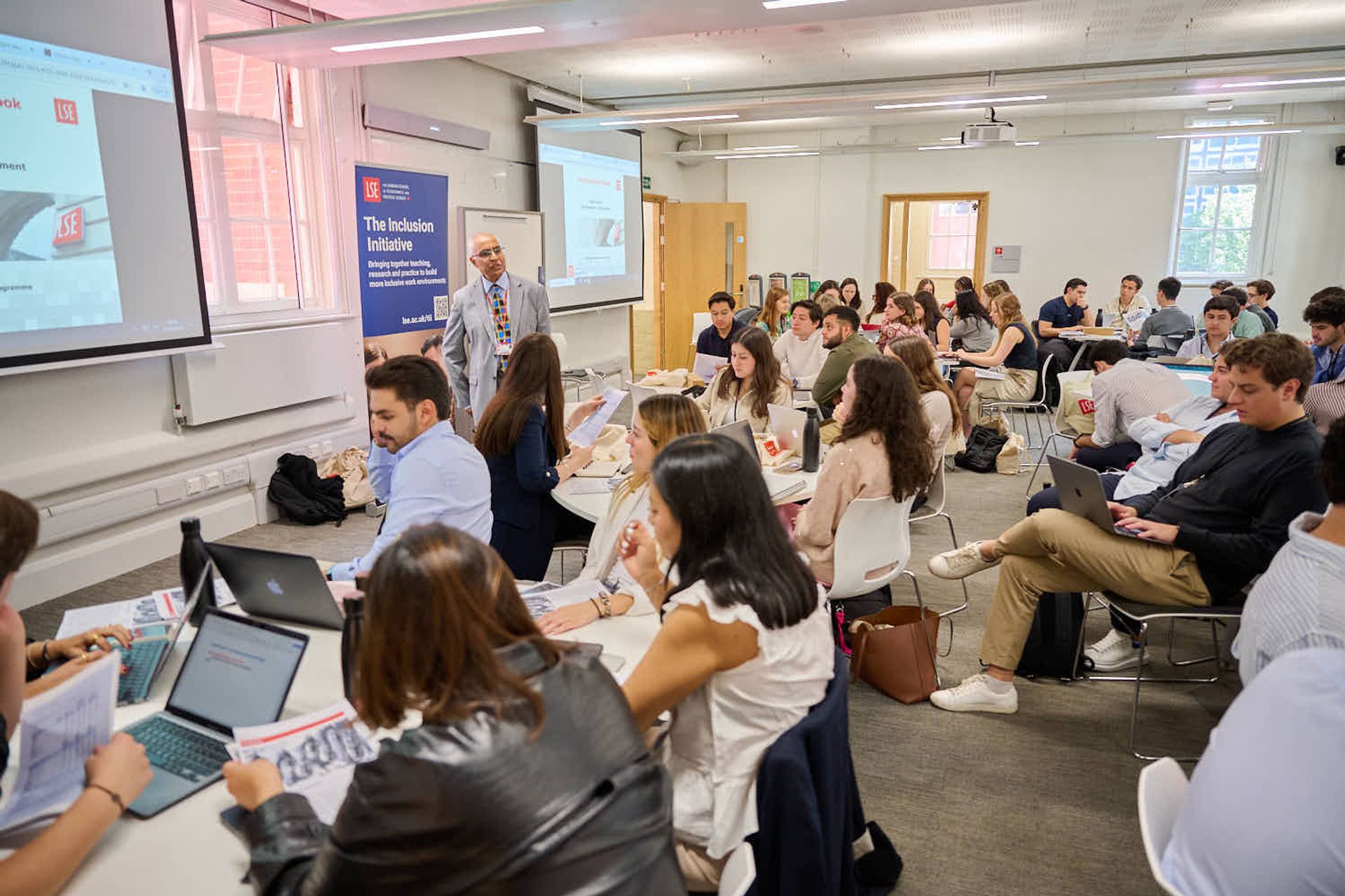 A teaching session LSE The Inclusion Initiative