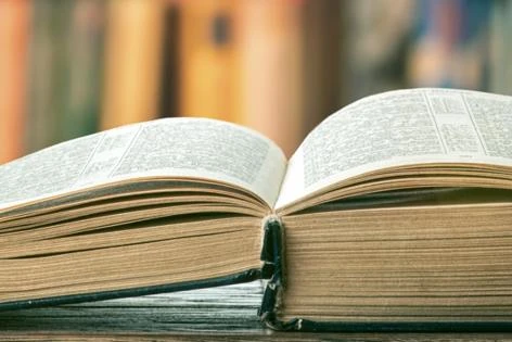 open-book-bookshelves-iStock-1366x358